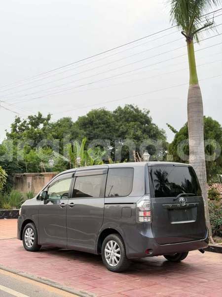 Big with watermark toyota voxy greater accra accra 60865