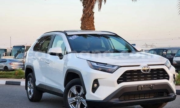 Buy Used Toyota RAV4 White Car in Accra in Greater Accra