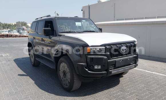 Ra Tuntun Toyota Land Cruiser Prado Black Ọkọ̀ in Accra ni Greater Accra Ra Tuntun Toyota Land Cruiser Prado Black Ọkọ̀ in Accra ni Greater Accra