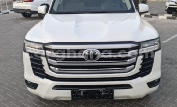 Buy Used Toyota Land Cruiser White Car in Accra in Greater Accra
