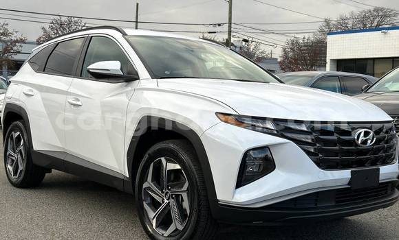 Buy Used Hyundai Tucson White Car in Accra in Greater Accra