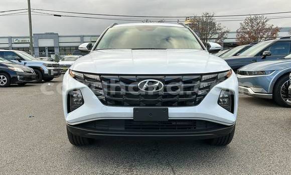 Buy Used Hyundai Tucson White Car in Accra in Greater Accra Buy Used Hyundai Tucson White Car in Accra in Greater Accra