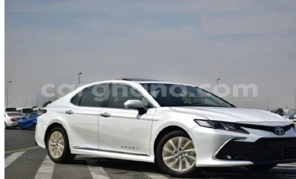 Buy Used Toyota Camry White Car in Accra in Greater Accra Buy Used Toyota Camry White Car in Accra in Greater Accra
