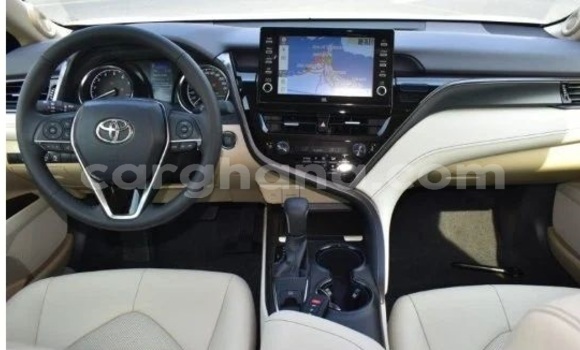 Buy Used Toyota Camry White Car in Accra in Greater Accra Buy Used Toyota Camry White Car in Accra in Greater Accra