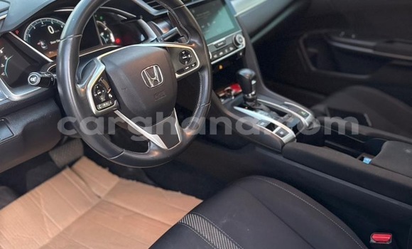 Buy Used Honda Civic White Car in Accra in Greater Accra Buy Used Honda Civic White Car in Accra in Greater Accra