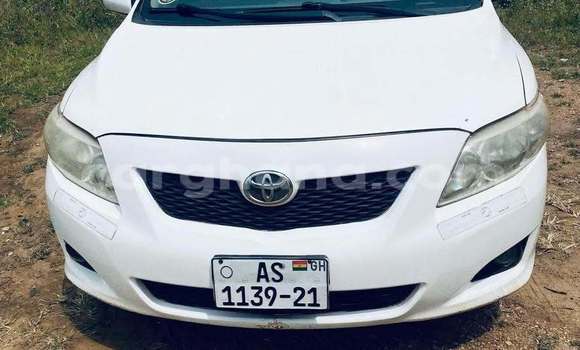 Buy Used Toyota Corolla White Car in Accra in Greater Accra Buy Used Toyota Corolla White Car in Accra in Greater Accra