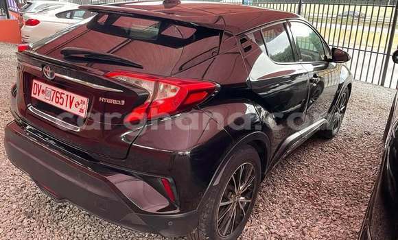Buy Used Toyota C-HR Black Car in Accra in Greater Accra Buy Used Toyota C-HR Black Car in Accra in Greater Accra