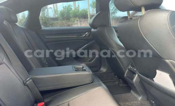 Buy Used Toyota C-HR Blue Car in Accra in Greater Accra Buy Used Toyota C-HR Blue Car in Accra in Greater Accra