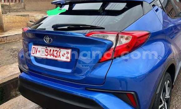 Buy Used Toyota C-HR Blue Car in Accra in Greater Accra Buy Used Toyota C-HR Blue Car in Accra in Greater Accra