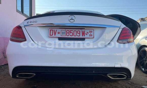 Buy Used Mercedes-Benz C-Classe White Car in Accra in Greater Accra Buy Used Mercedes-Benz C-Classe White Car in Accra in Greater Accra