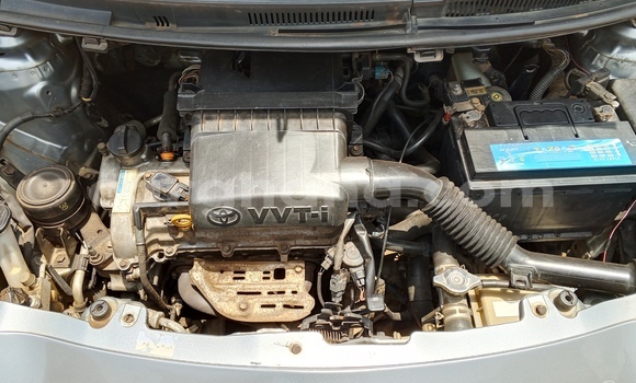 Buy Used Toyota Vitz Silver Car in Accra in Greater Accra Buy Used Toyota Vitz Silver Car in Accra in Greater Accra