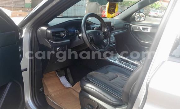 Ra Tuntun Ford Explorer Sport Trac Silver Ọkọ̀ in Kumasi ni Ashanti Ra Tuntun Ford Explorer Sport Trac Silver Ọkọ̀ in Kumasi ni Ashanti