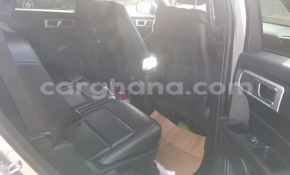 Ra Tuntun Ford Explorer Sport Trac Silver Ọkọ̀ in Kumasi ni Ashanti Ra Tuntun Ford Explorer Sport Trac Silver Ọkọ̀ in Kumasi ni Ashanti