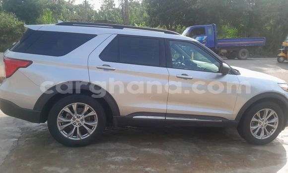 Ra Tuntun Ford Explorer Sport Trac Silver Ọkọ̀ in Kumasi ni Ashanti Ra Tuntun Ford Explorer Sport Trac Silver Ọkọ̀ in Kumasi ni Ashanti