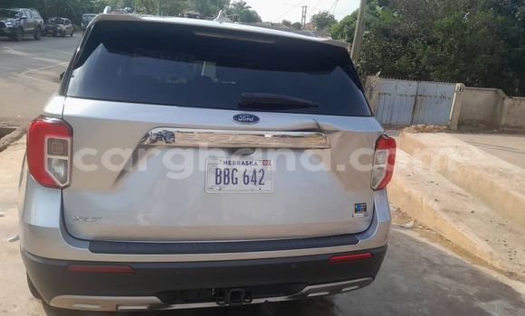 Ra Tuntun Ford Explorer Sport Trac Silver Ọkọ̀ in Kumasi ni Ashanti Ra Tuntun Ford Explorer Sport Trac Silver Ọkọ̀ in Kumasi ni Ashanti