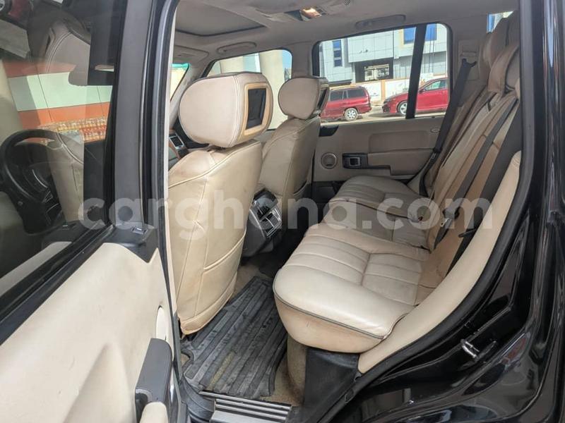 Big with watermark land rover range rover vogue ashanti kumasi 60957