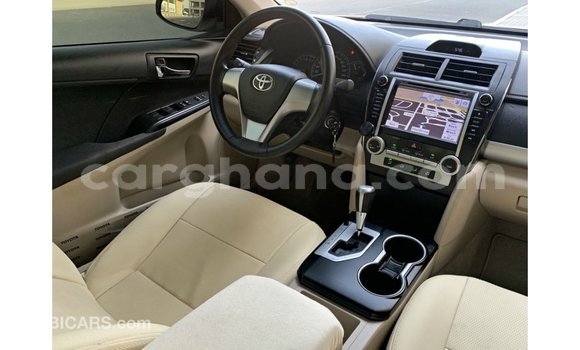 Sayi Imported Toyota Camry White Mota in Import - Dubai a Ashanti Sayi Imported Toyota Camry White Mota in Import - Dubai a Ashanti
