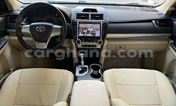 Sayi Imported Toyota Camry White Mota in Import - Dubai a Ashanti Sayi Imported Toyota Camry White Mota in Import - Dubai a Ashanti