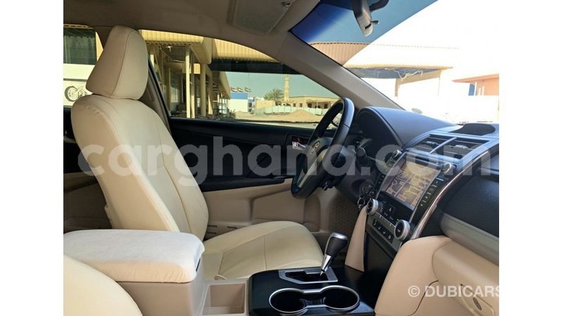 Big with watermark toyota camry ashanti import dubai 10926