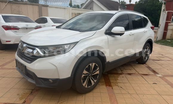 Ra Àlòkù Honda CR–V funfun Ọkọ̀ in Accra ni Greater Accra