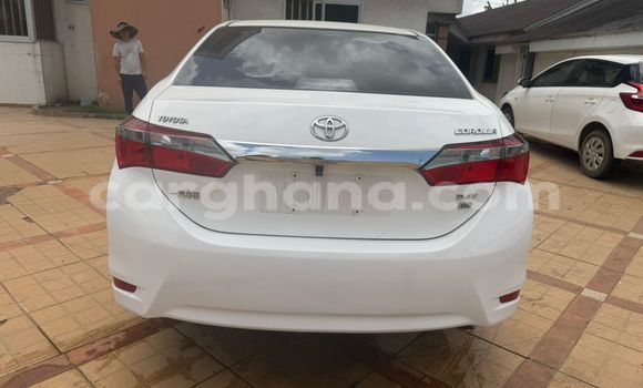 Buy Used Toyota Corolla White Car in Accra in Greater Accra Buy Used Toyota Corolla White Car in Accra in Greater Accra