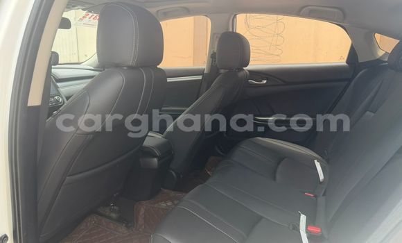 Buy Used Honda Civic White Car in Accra in Greater Accra Buy Used Honda Civic White Car in Accra in Greater Accra