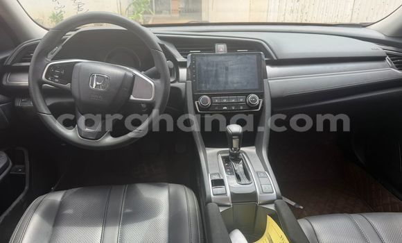 Buy Used Honda Civic White Car in Accra in Greater Accra Buy Used Honda Civic White Car in Accra in Greater Accra