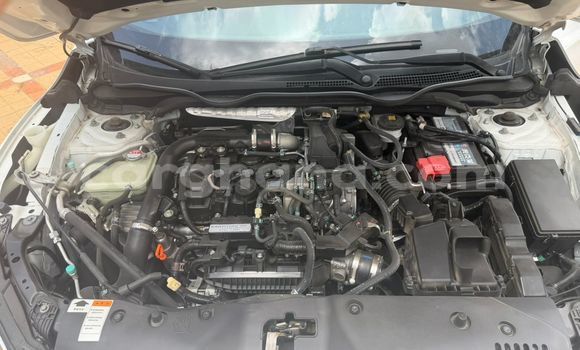 Buy Used Honda Civic White Car in Accra in Greater Accra Buy Used Honda Civic White Car in Accra in Greater Accra