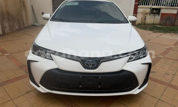 Buy Used Toyota Corolla White Car in Accra in Greater Accra Buy Used Toyota Corolla White Car in Accra in Greater Accra