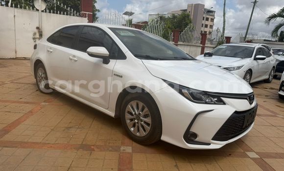 Buy Used Toyota Corolla White Car in Accra in Greater Accra Buy Used Toyota Corolla White Car in Accra in Greater Accra