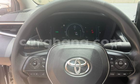 Buy Used Toyota Corolla White Car in Accra in Greater Accra Buy Used Toyota Corolla White Car in Accra in Greater Accra