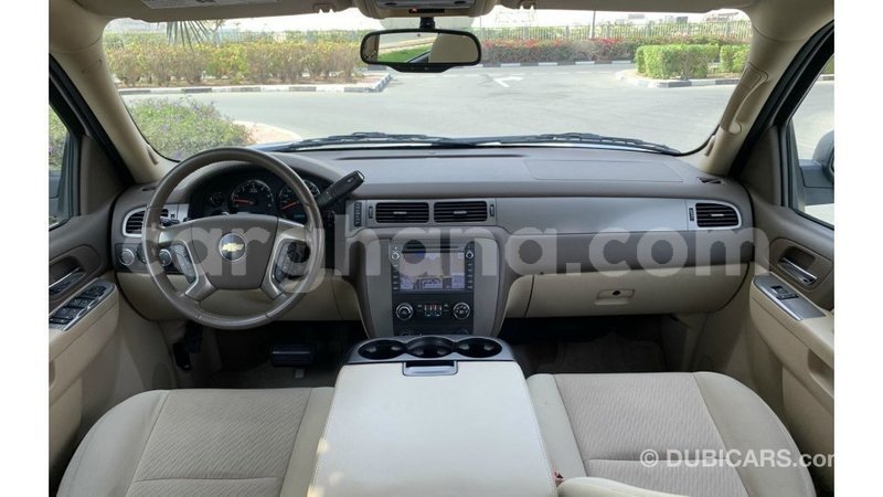 Big with watermark chevrolet tahoe ashanti import dubai 10927