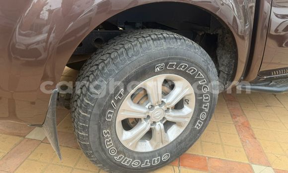 Buy Used Nissan Navara Brown Car in Accra in Greater Accra Buy Used Nissan Navara Brown Car in Accra in Greater Accra