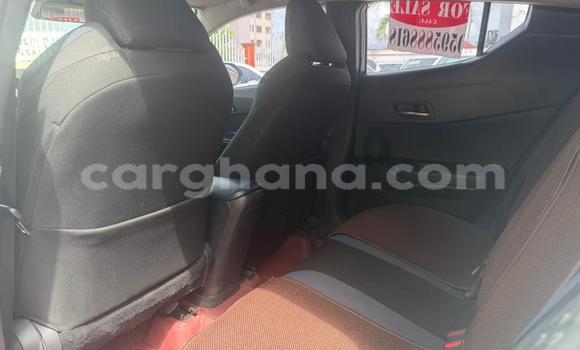 Buy Used Toyota C-HR White Car in Accra in Greater Accra Buy Used Toyota C-HR White Car in Accra in Greater Accra