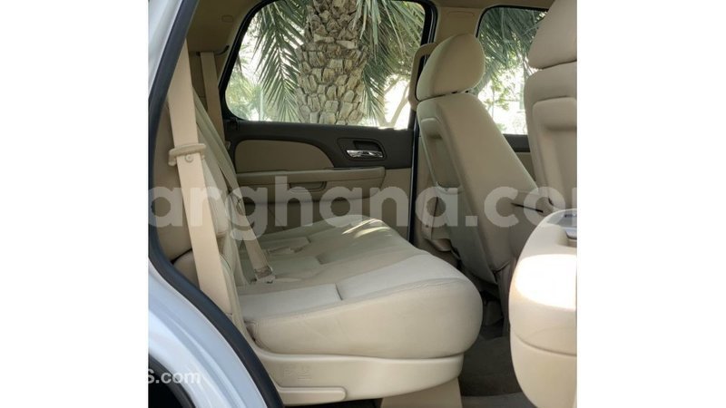 Big with watermark chevrolet tahoe ashanti import dubai 10927