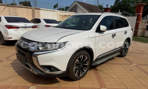 Buy Used Mitsubishi Outlander White Car in Accra in Greater Accra