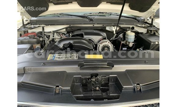 Buy Import Chevrolet Tahoe White Car in Import - Dubai in Ashanti Buy Import Chevrolet Tahoe White Car in Import - Dubai in Ashanti