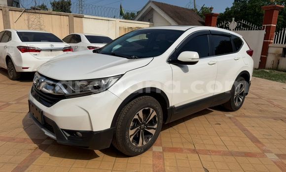 Ra Àlòkù Honda CR–V funfun Ọkọ̀ in Accra ni Greater Accra