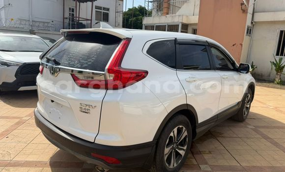 Ra Àlòkù Honda CR–V funfun Ọkọ̀ in Accra ni Greater Accra Ra Àlòkù Honda CR–V funfun Ọkọ̀ in Accra ni Greater Accra