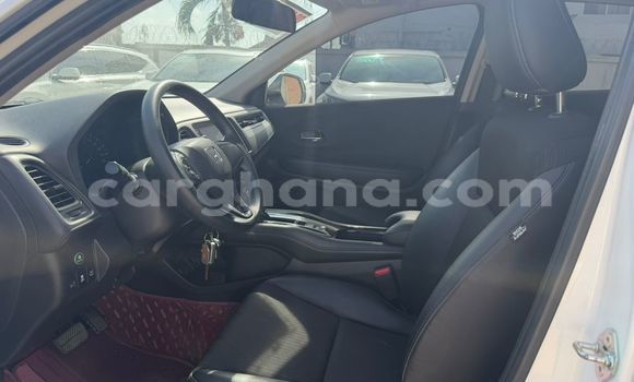 Ra Àlòkù Honda Vezel funfun Ọkọ̀ in Accra ni Greater Accra Ra Àlòkù Honda Vezel funfun Ọkọ̀ in Accra ni Greater Accra