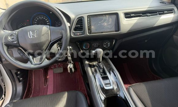 Ra Àlòkù Honda Vezel funfun Ọkọ̀ in Accra ni Greater Accra Ra Àlòkù Honda Vezel funfun Ọkọ̀ in Accra ni Greater Accra