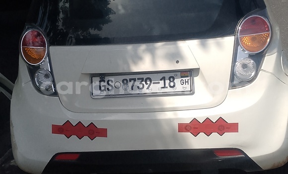 Buy Used Chevrolet Spark White Car in Accra in Greater Accra Buy Used Chevrolet Spark White Car in Accra in Greater Accra