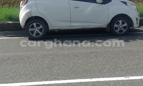 Buy Used Chevrolet Spark White Car in Accra in Greater Accra Buy Used Chevrolet Spark White Car in Accra in Greater Accra