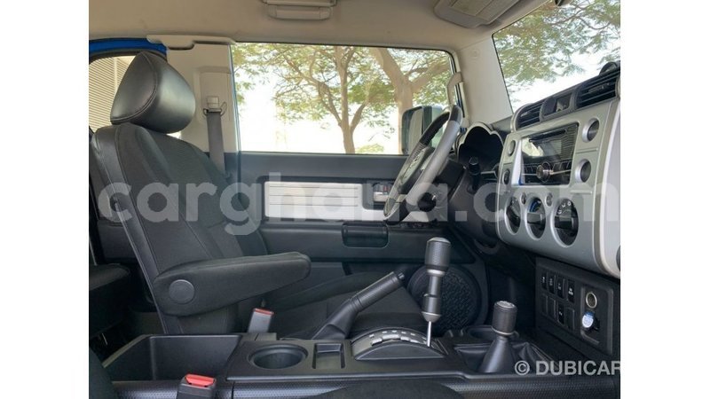 Big with watermark toyota fj cruiser ashanti import dubai 10928