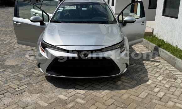 Ra Imported Toyota Corolla Silver Ọkọ̀ in Accra ni Greater Accra