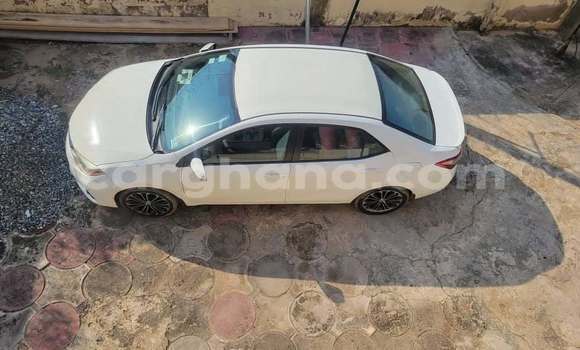 Buy Used Toyota Corolla White Car in Accra in Greater Accra Buy Used Toyota Corolla White Car in Accra in Greater Accra