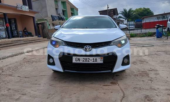 Buy Used Toyota Corolla White Car in Accra in Greater Accra