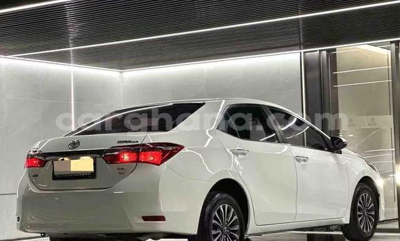 Buy Used Toyota Corolla White Car in Abura in Central Buy Used Toyota Corolla White Car in Abura in Central