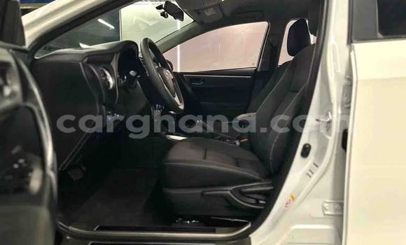 Buy Used Toyota Corolla White Car in Abura in Central Buy Used Toyota Corolla White Car in Abura in Central