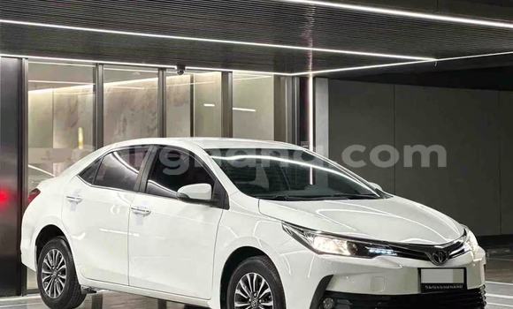 Buy Used Toyota Corolla White Car in Abura in Central Buy Used Toyota Corolla White Car in Abura in Central